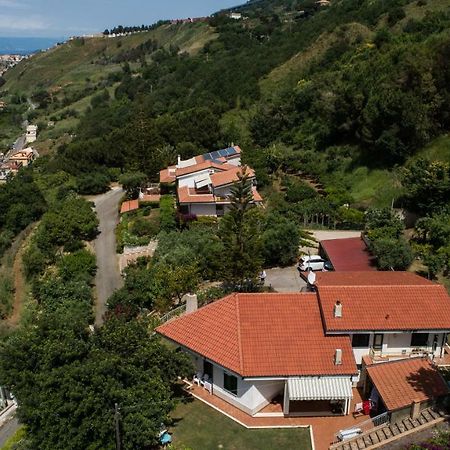 Villa Desideria A Pizzo 皮佐 外观 照片