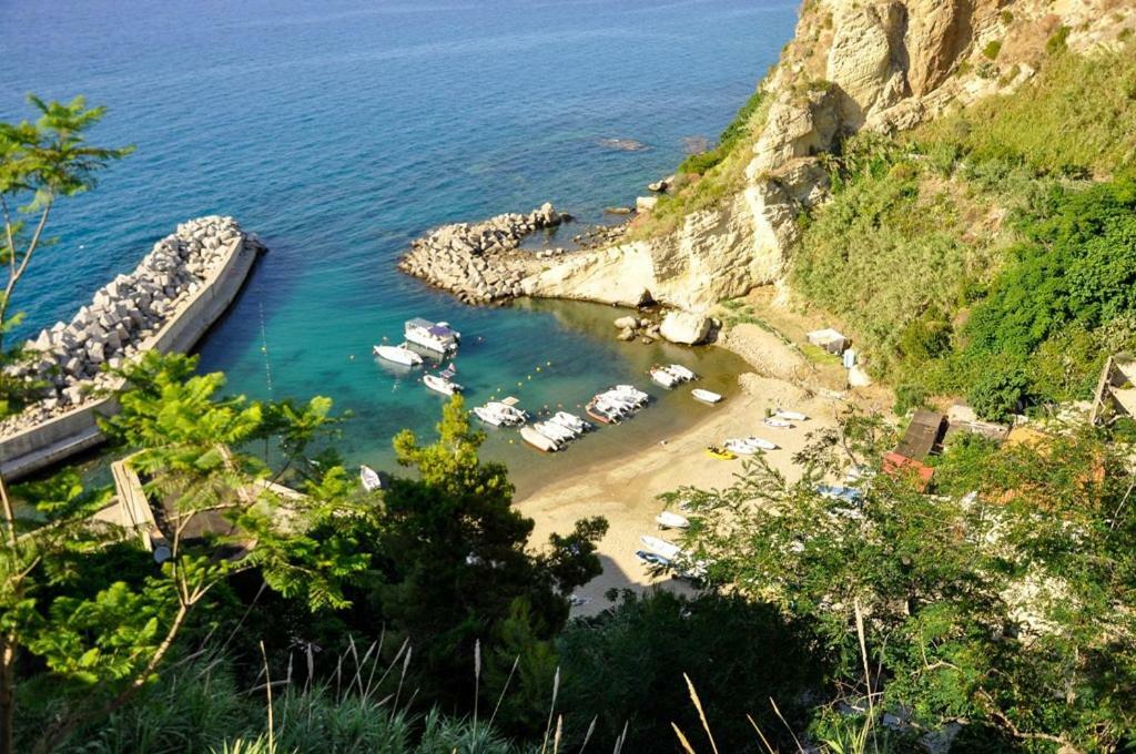 Villa Desideria A Pizzo 皮佐 外观 照片