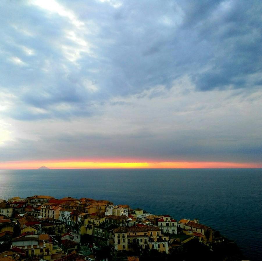 Villa Desideria A Pizzo 皮佐 外观 照片